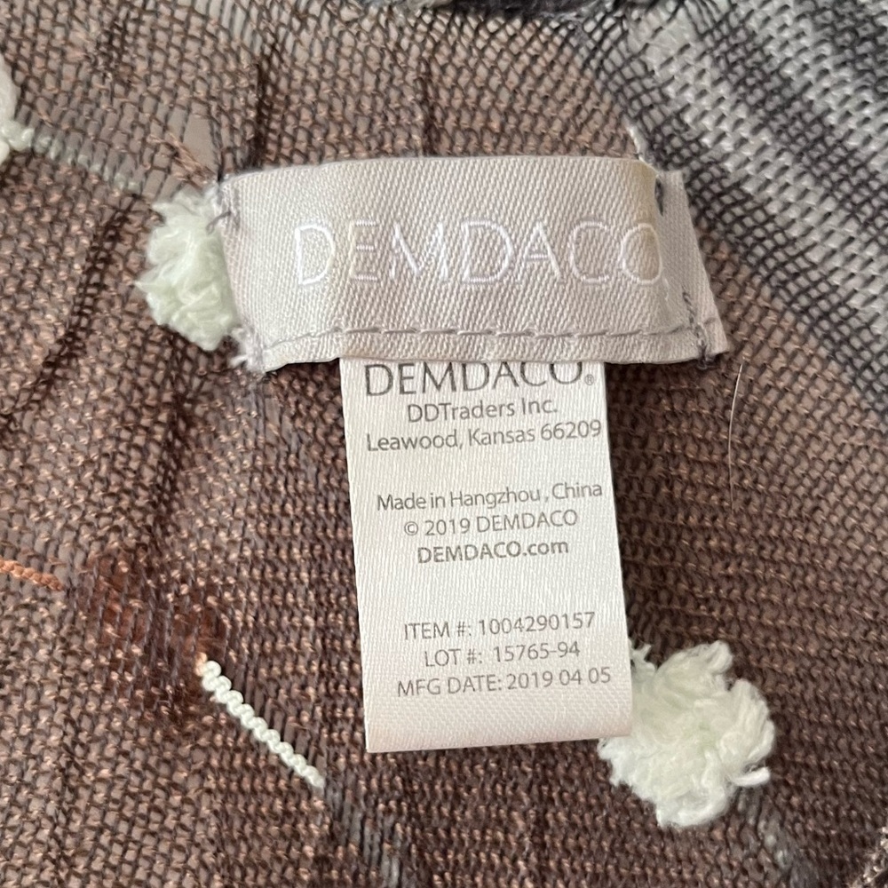 Demdaco Puff Textured Poncho - Picture 7 of 8